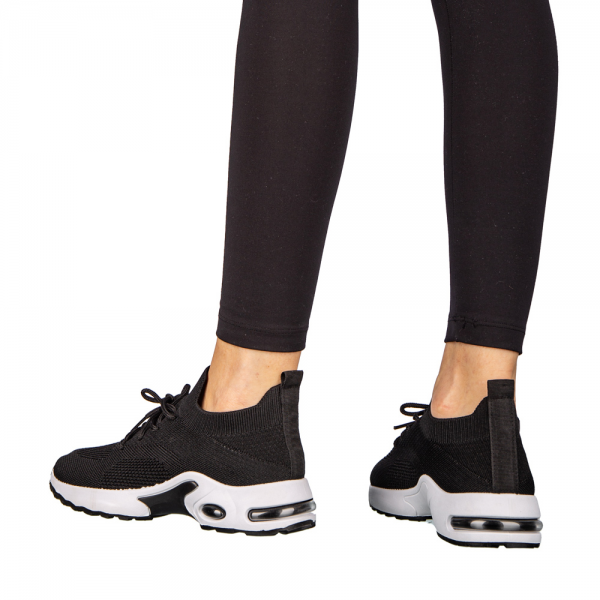Дамски спортни обувки  черни с бяло от текстилен материал  Fepa, 4 - Kalapod.bg